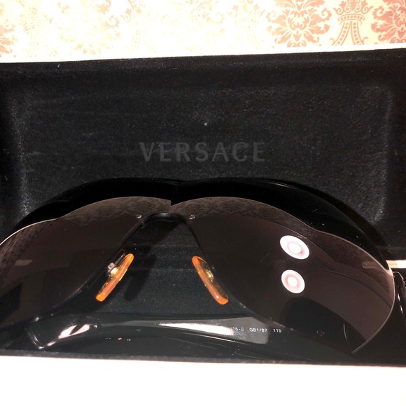 Versace sunglasses - Picture 10 of 10